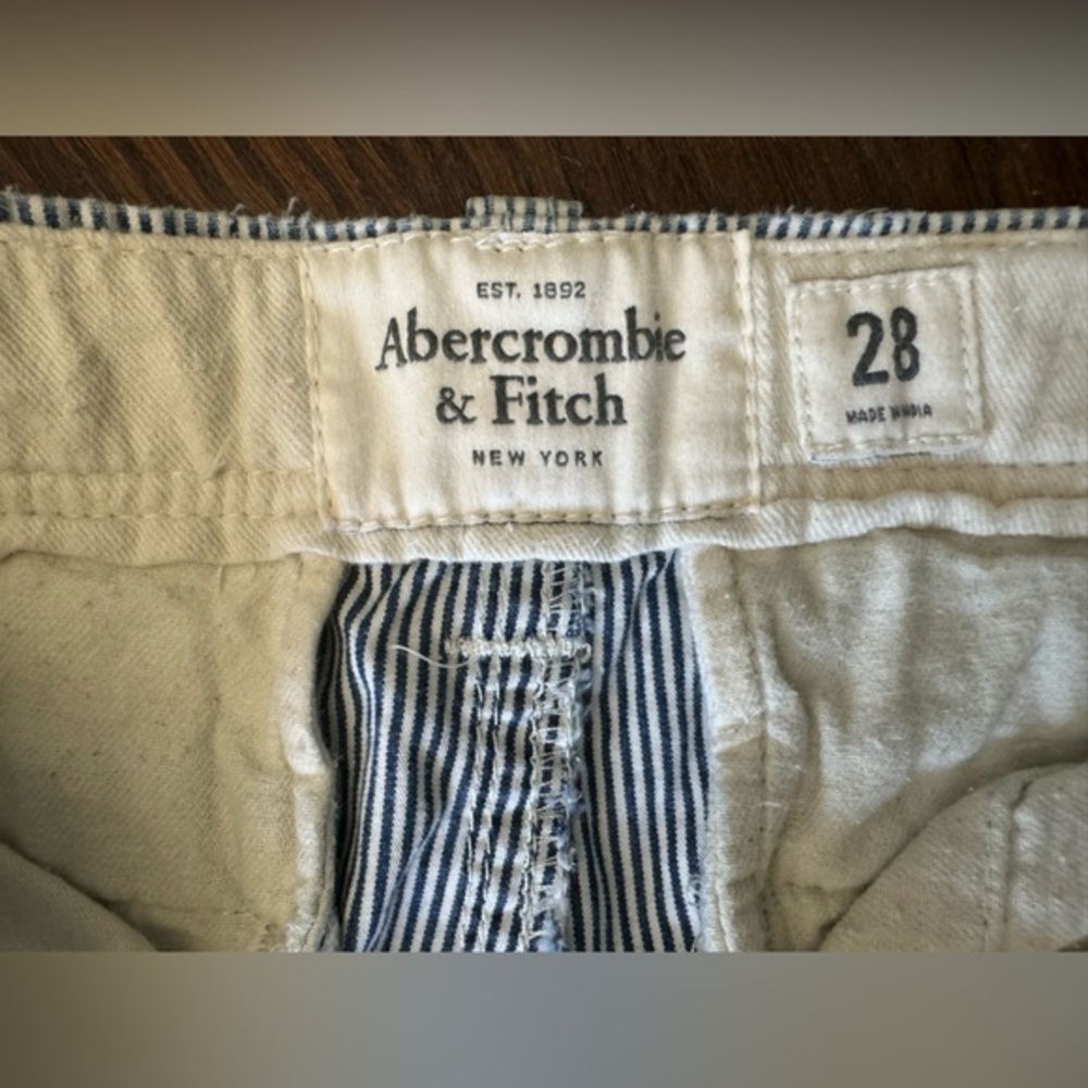 ABERCROMBIE & FITCH Chino Style Button Fly Striped Shorts-Cotton-blue/white-SZ28 - Picture 3 of 3